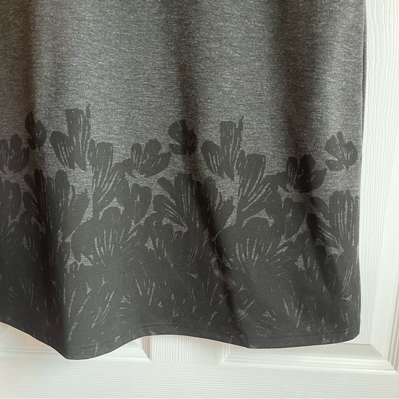 🎉SALE🎉Pennington’s Plus Sized Dress, Short Sleeves, Midi Length, Size X - Picture 3 of 6